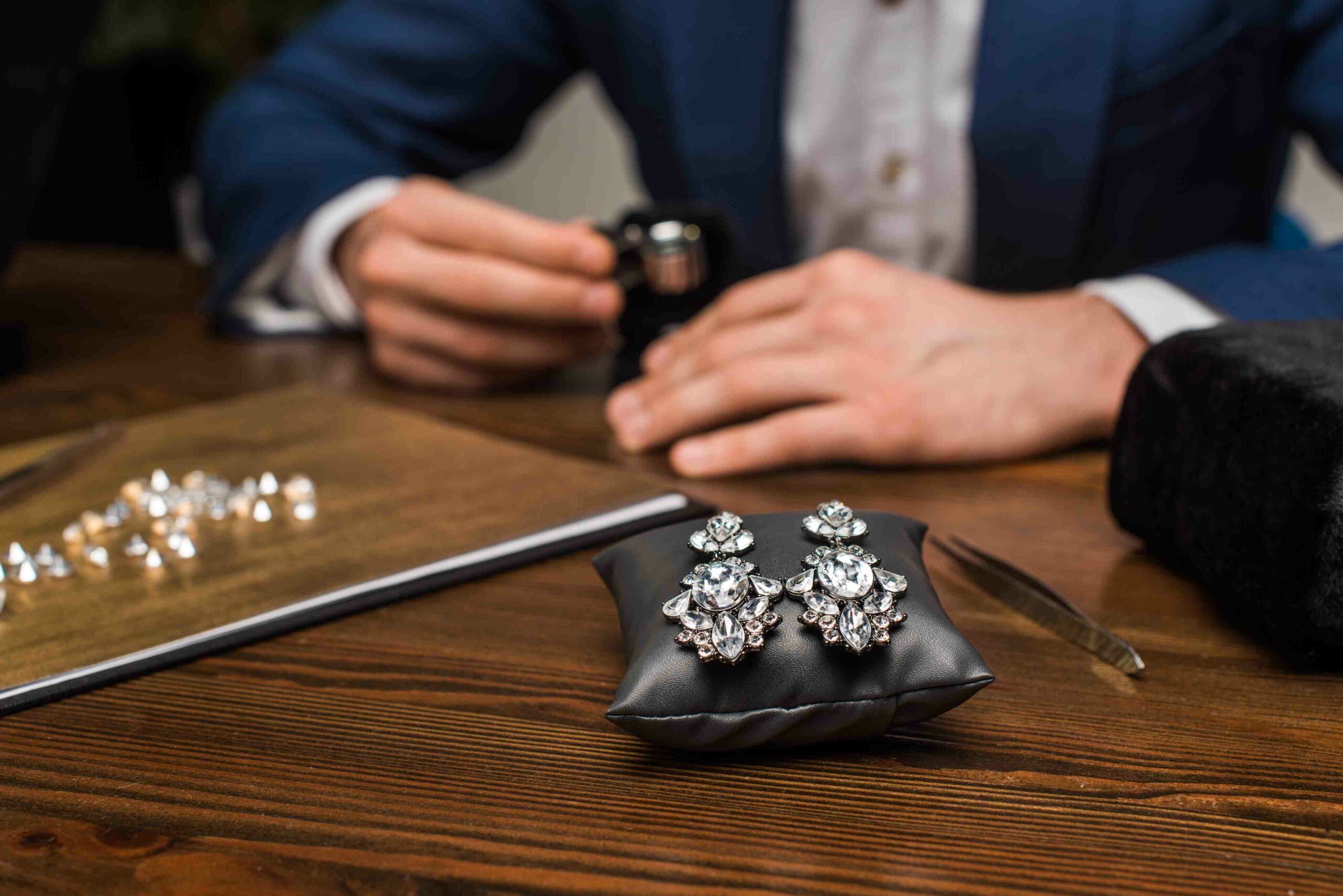 Connecting Brands <br>with Jewelry Manufacturers